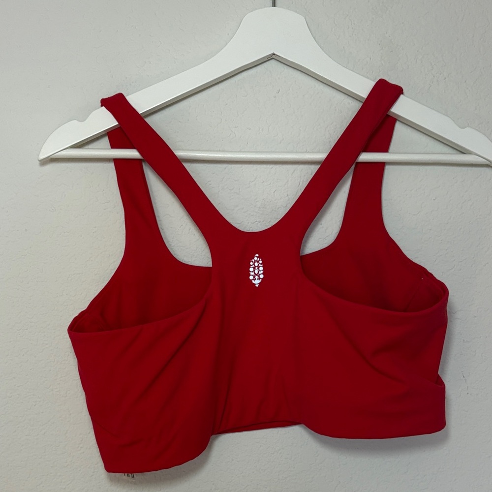 Free People FP Movement Red Women's Never Better Sports Bra Medium - Picture 2 of 6